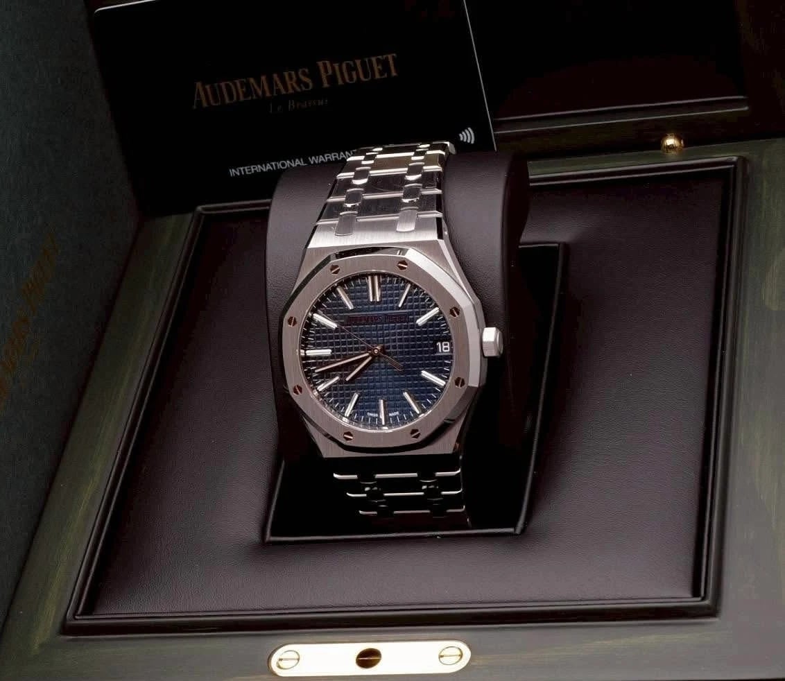 Audemars Piguet Royal Oak Selfwinding 15510ST.OO.1320ST.06, front