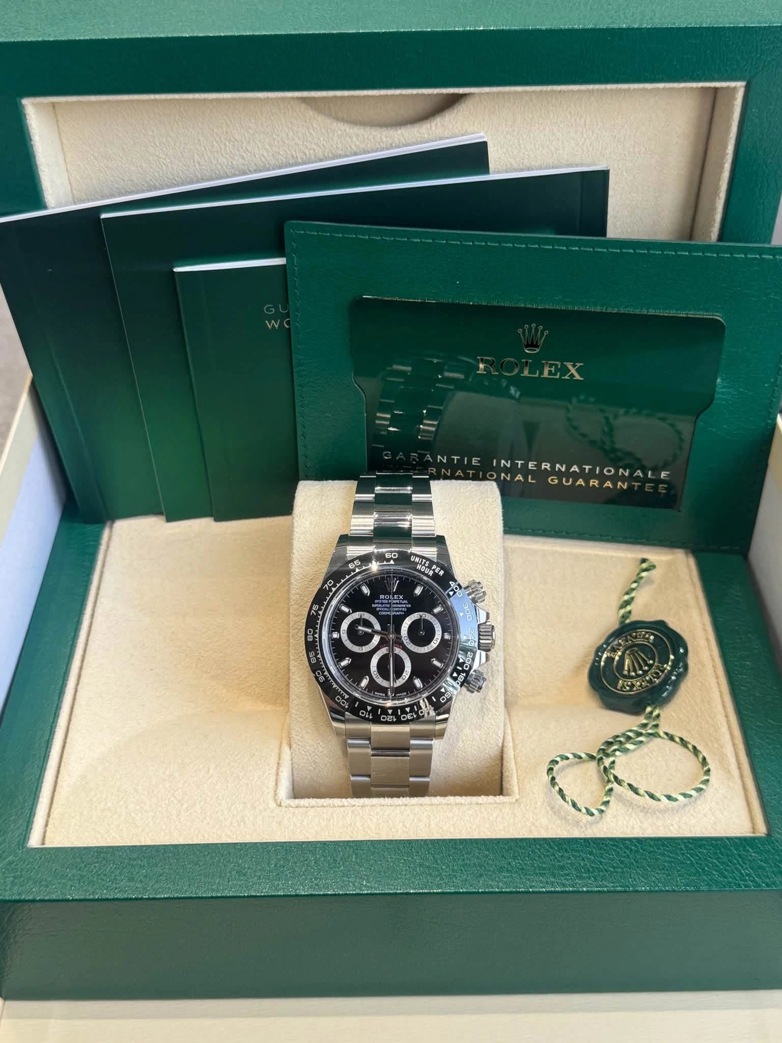 Rolex Cosmograph Daytona 126500LN, photograph 1