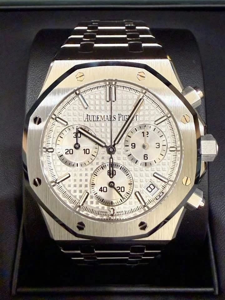 Audemars Piguet Royal Oak Selfwinding Chronograph 26240ST, photograph 1