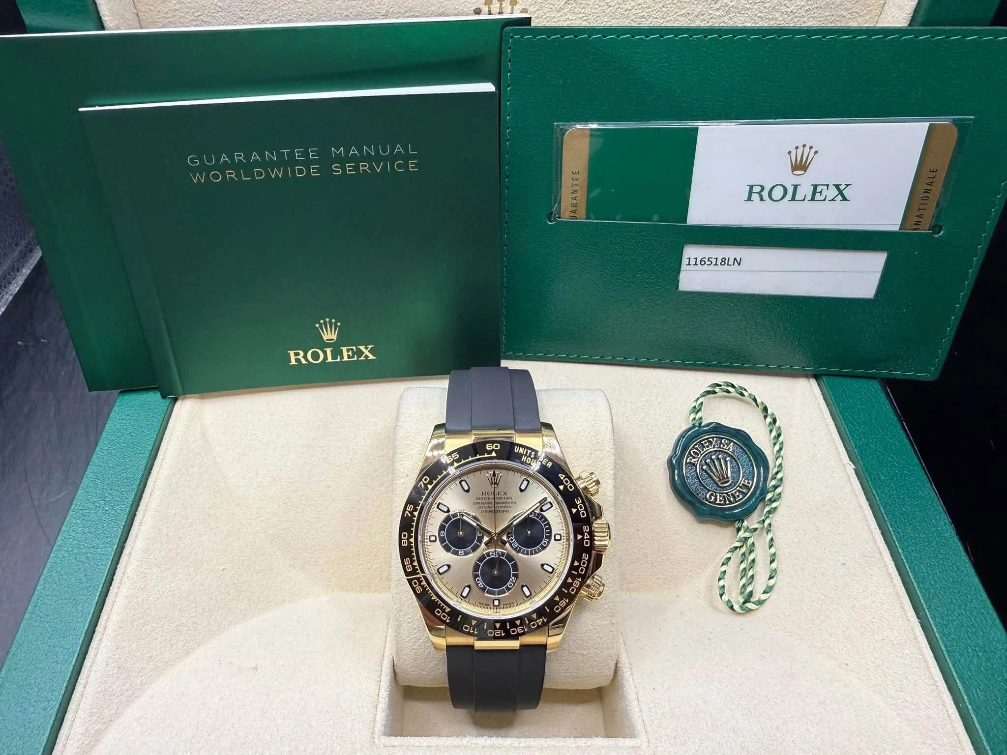 Rolex Cosmograph Daytona 116518LN, photograph 1