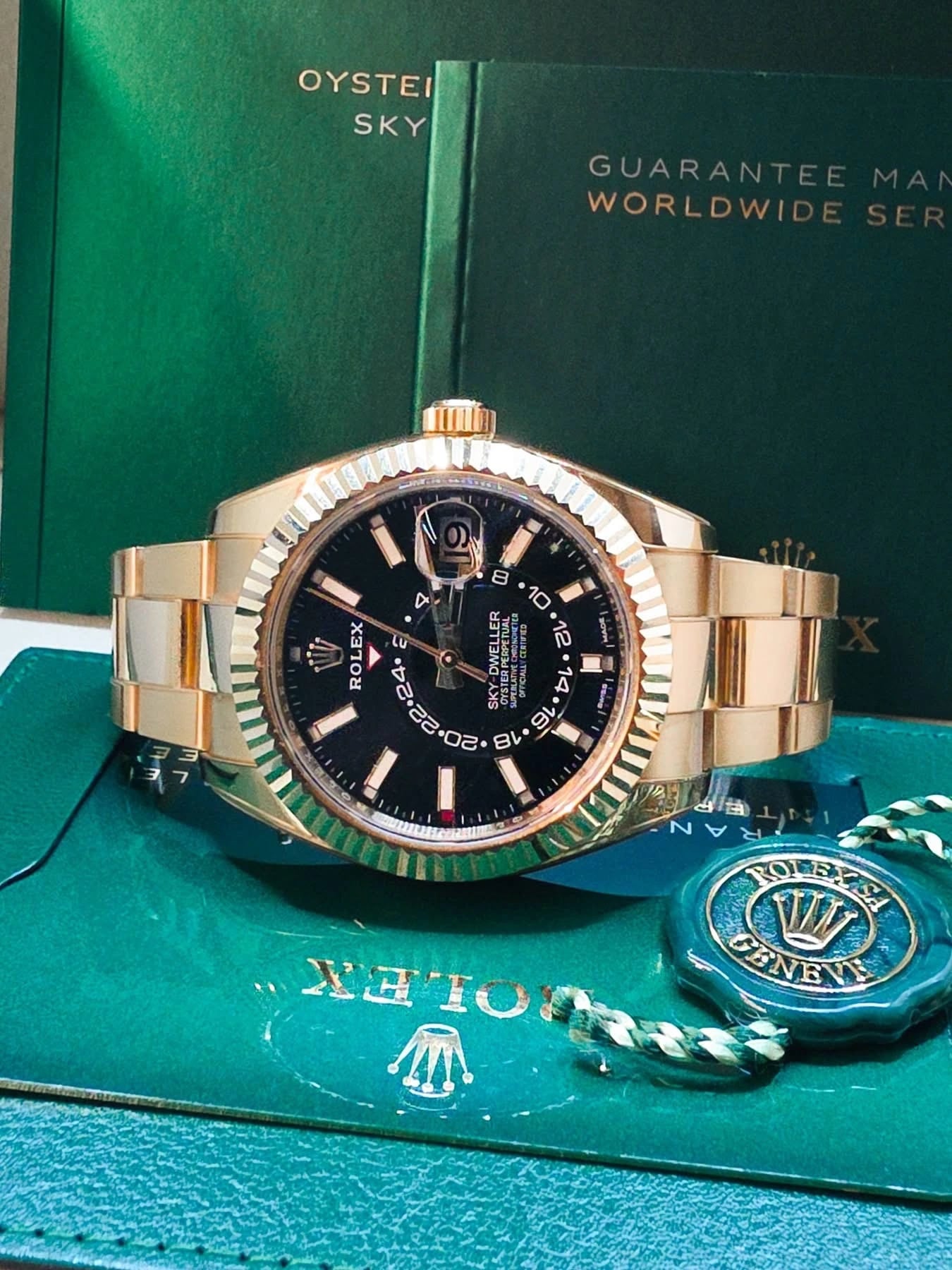 Rolex Sky-Dweller 326938, photograph 1